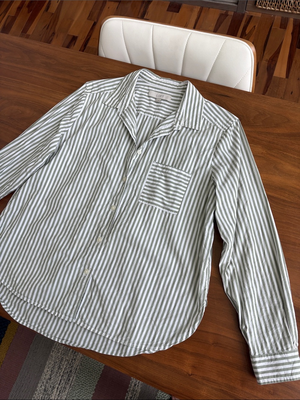 LOFT Striped Everyday Oversized Pocket Shirt Size Medium - Picture 2 of 6
